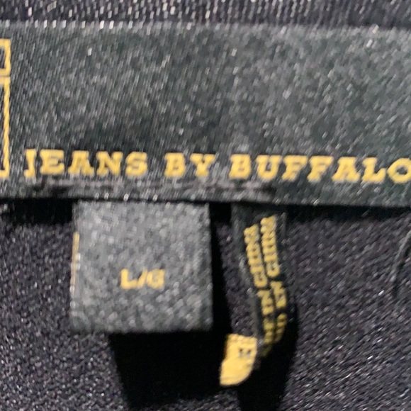 Sweater - Picture 3 of 3